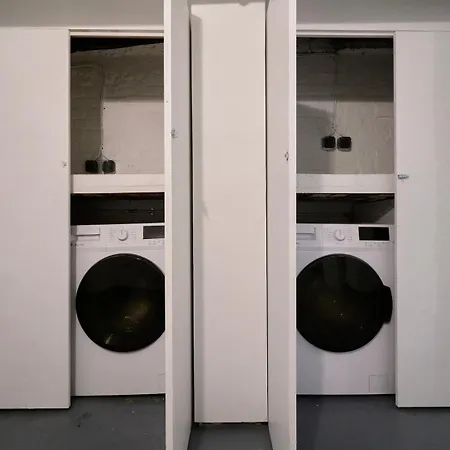 Equipe Cote Rue, Parking Gratuit فيلنوف داسك